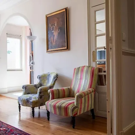 Apartment De Caractere Au Coeur De Poitiers