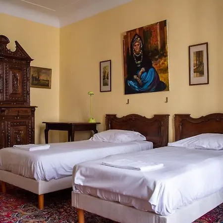 Apartment De Caractere Au Coeur De *