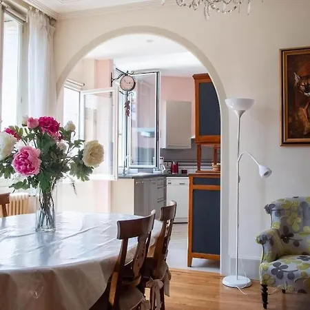 De Caractere Au Coeur De Apartment Poitiers